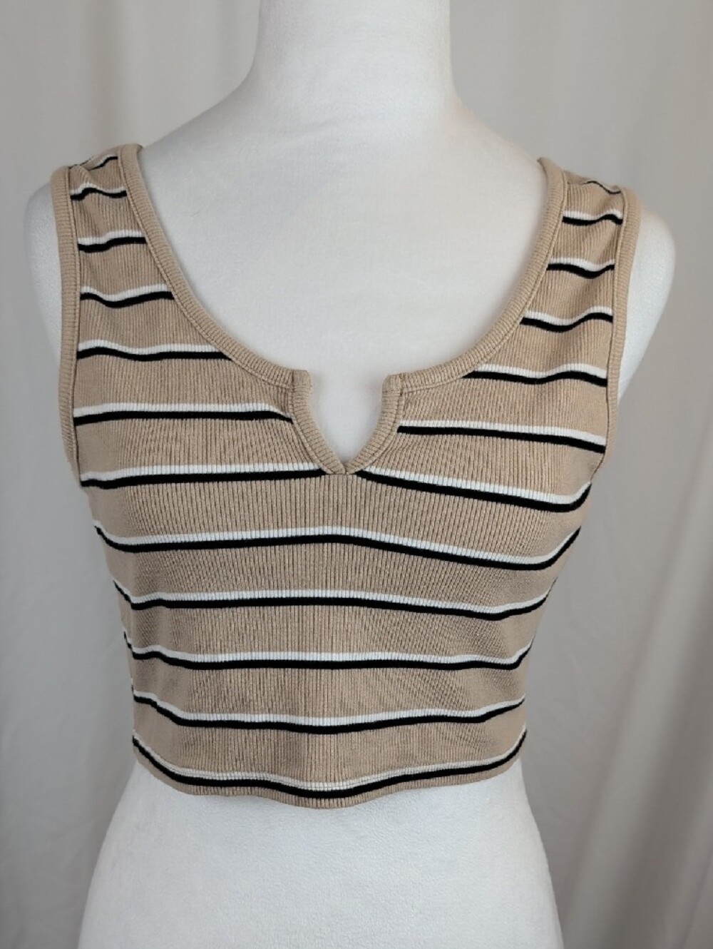 SWS Essentials Neutral Striped Ribbed Crop Top L EUC